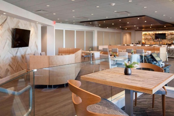 Rochester Airport Marriott image 23