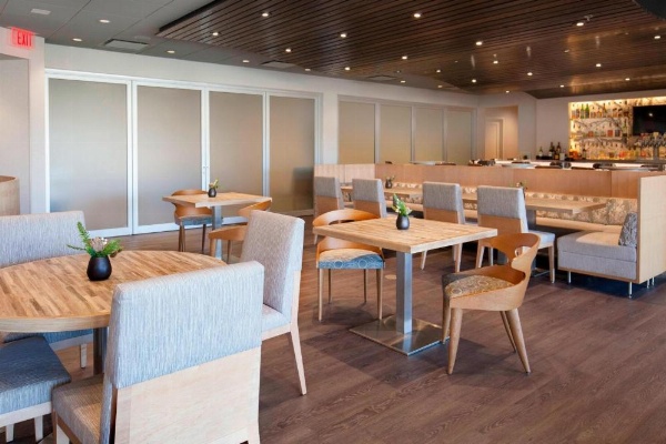 Rochester Airport Marriott image 24