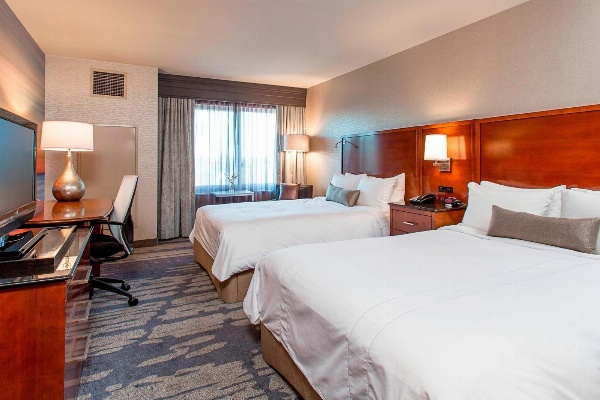 Rochester Airport Marriott image 7